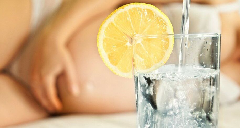 pravila za pitno vodo z limono
