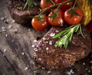 Optimalna vsebnost beljakovin v keto diet pomaga ohranjati mišično maso
